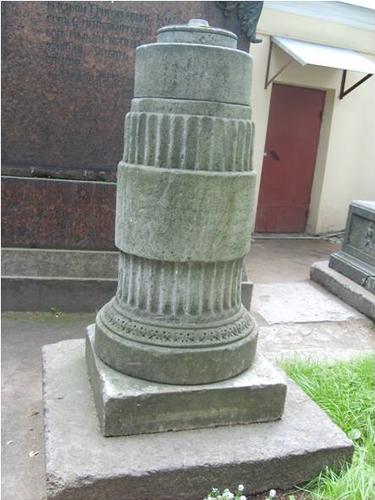 Общий вид памятника  с северной стороны

