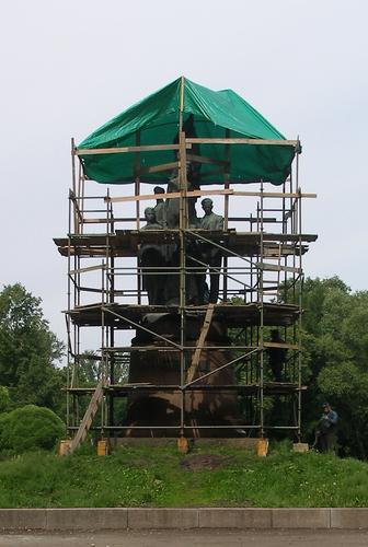Общий вид памятника (2010 г)